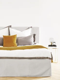 Letto Imbottito Con Contenitore Feather