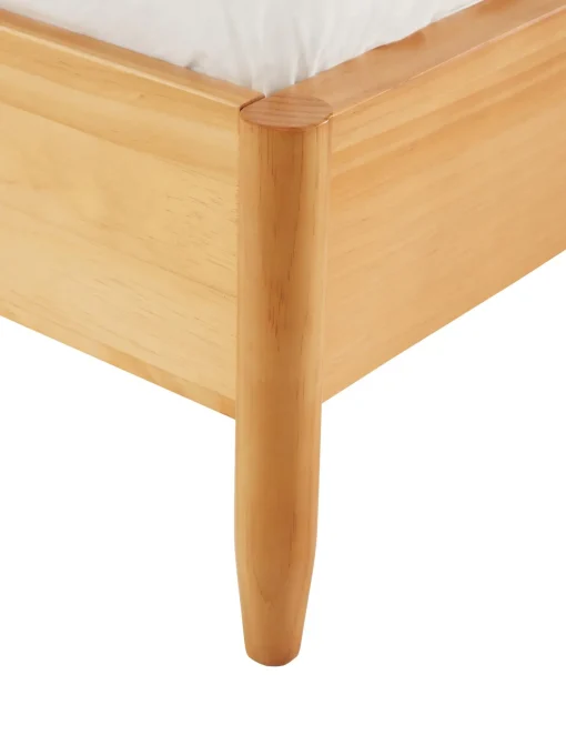 Letto In Legno Di Pino Massiccio Con Testiera Windsor