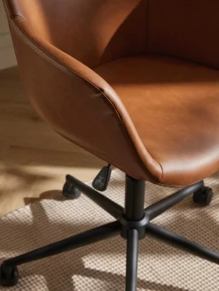 Sedia Da Scrivania In Similpelle Con Seduta Stretta Fiji