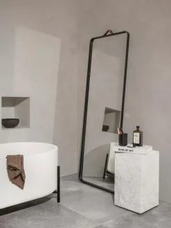 Specchio Rettangolare Da Parete Con Cornice In Alluminio Nero Norm