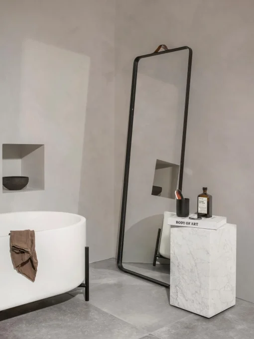 Specchio Rettangolare Da Parete Con Cornice In Alluminio Nero Norm