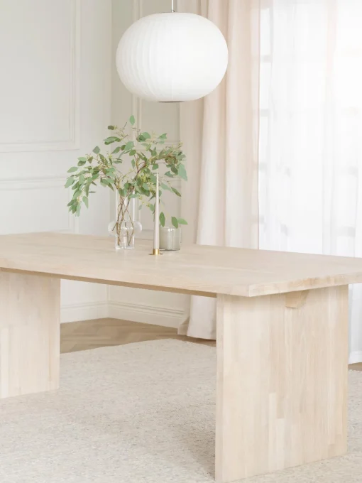 Tavolo Da Pranzo In Legno Di Frassino Emmett, 240 X 95 Cm