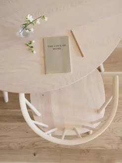 Tavolo Rotondo In Legno Di Quercia Bianco Lavato Yumi O 115 Cm